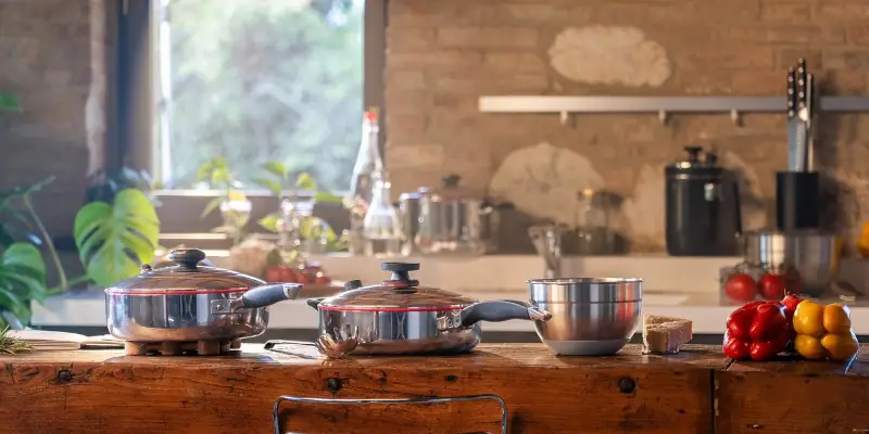 My First Success in Organizing My Brother’s Pastry Shop: Explaining the Condition of People Who Stagnate